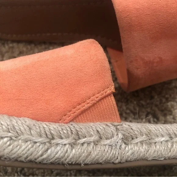 Universal Thread/ woman’s | Shoes | Faux Vegan Suede /Orange / size 10... - Picture 9 of 9